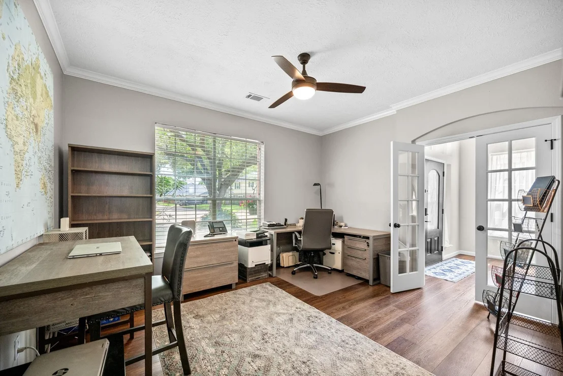 Photo of 814 Legend Spring Drive