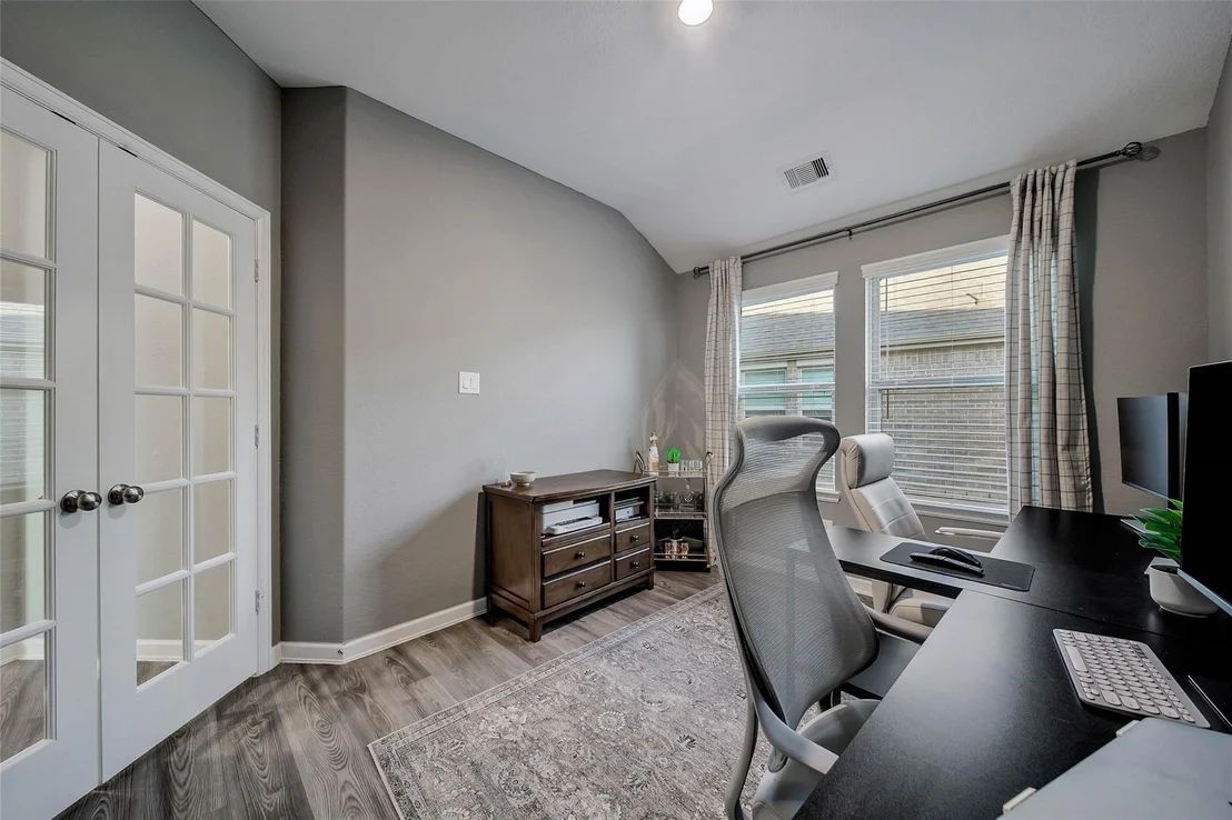 Photo of 5817 Hedwig Hill Lane