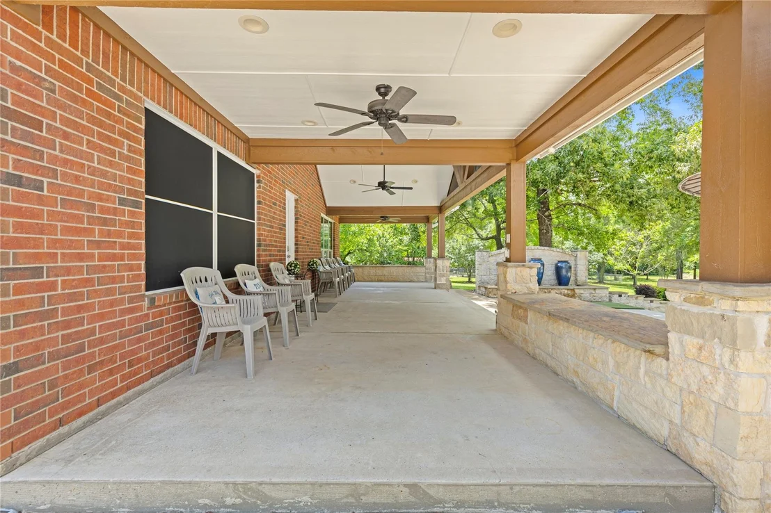 Photo of 203 Mapleleaf Street