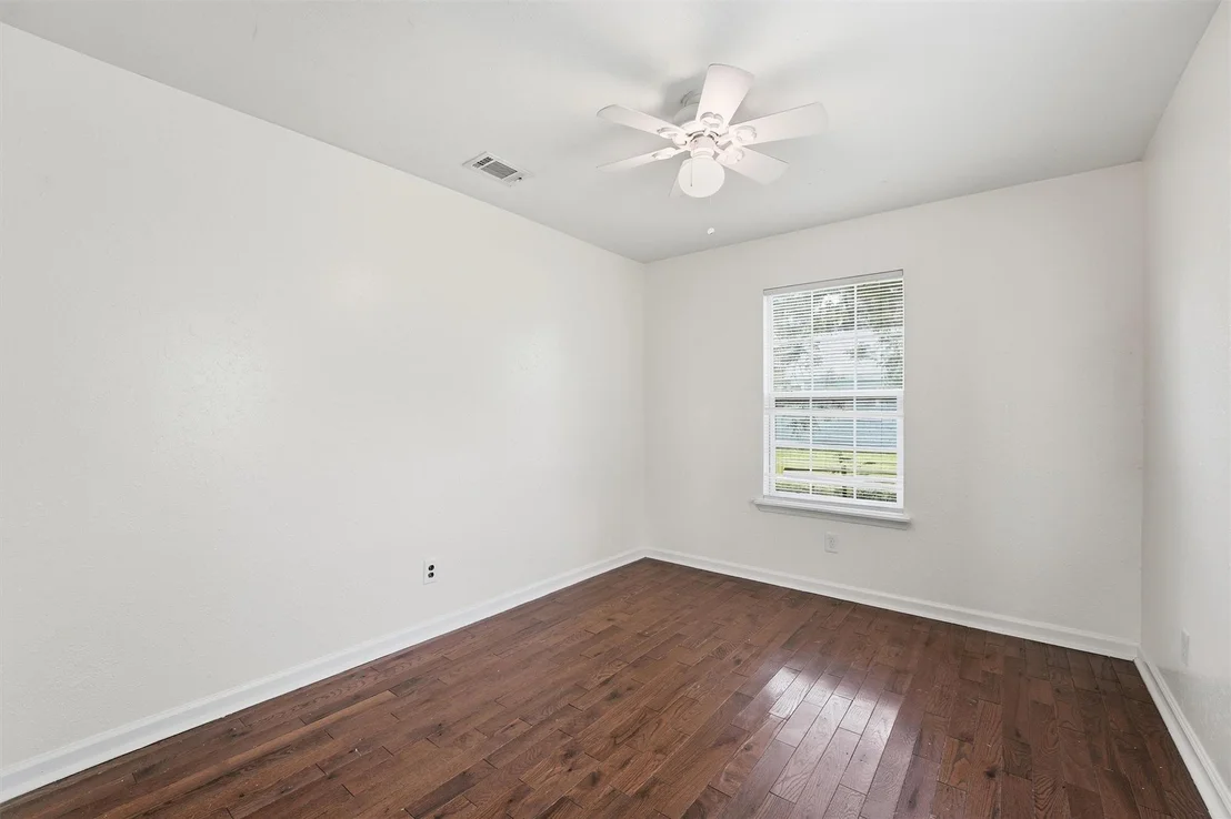 Photo of 2922 Pansy Street