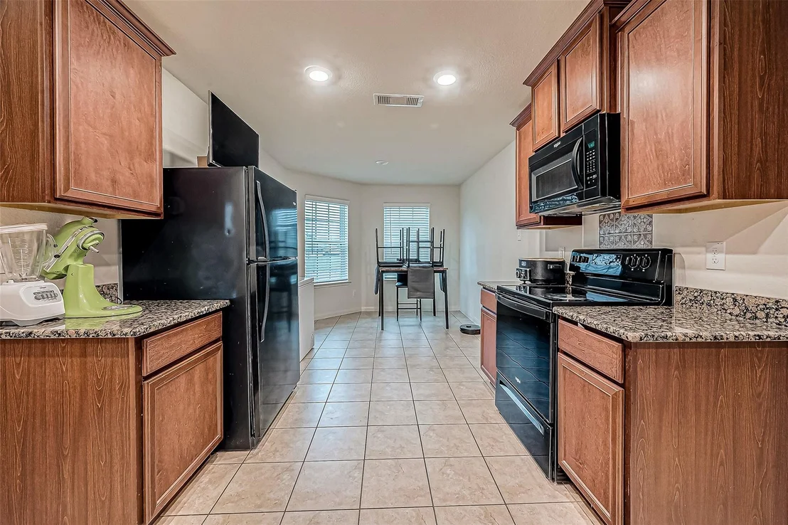 Photo of 9915 Garnet Grove Drive