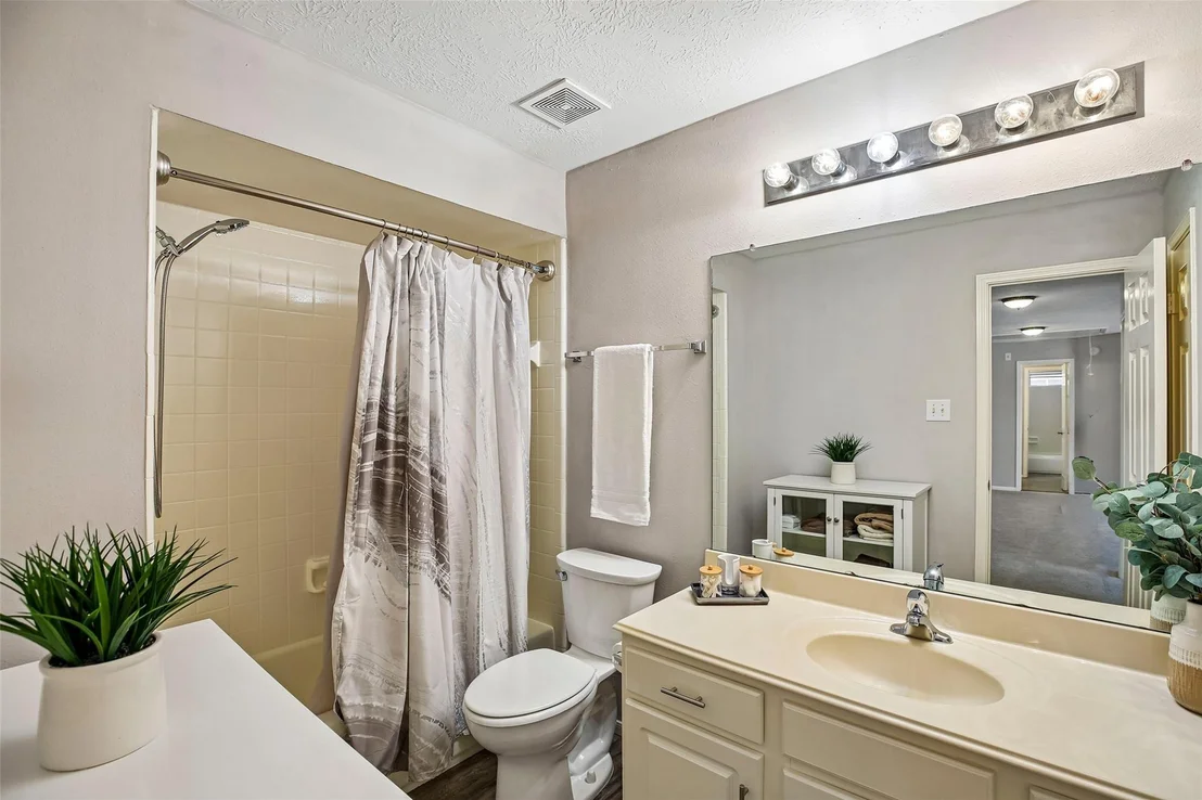 Photo of 227 Cheddington Drive