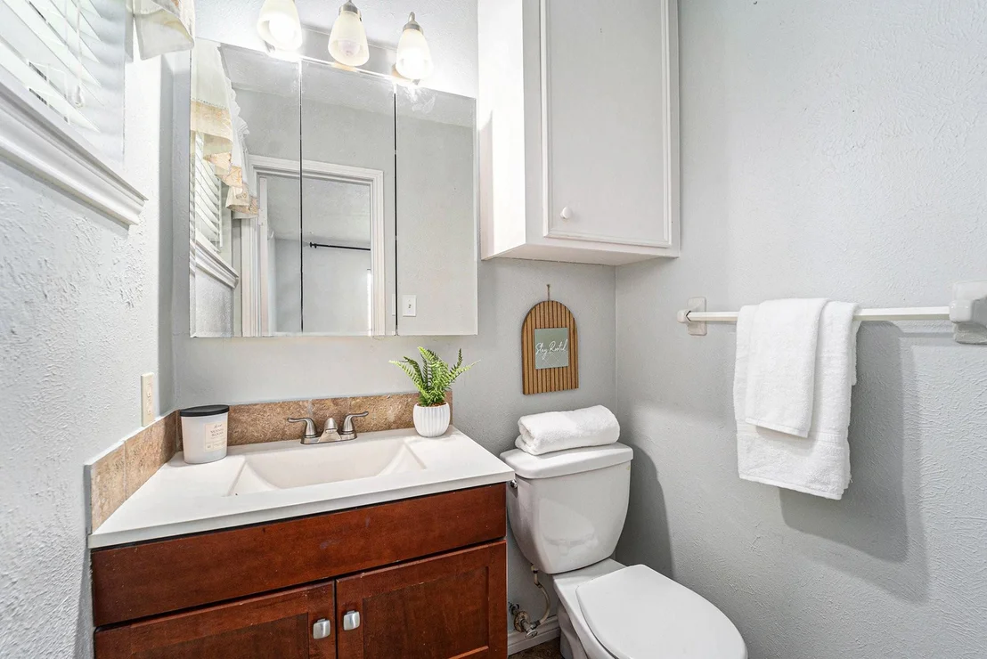 Photo of 1215 Kenwick Place