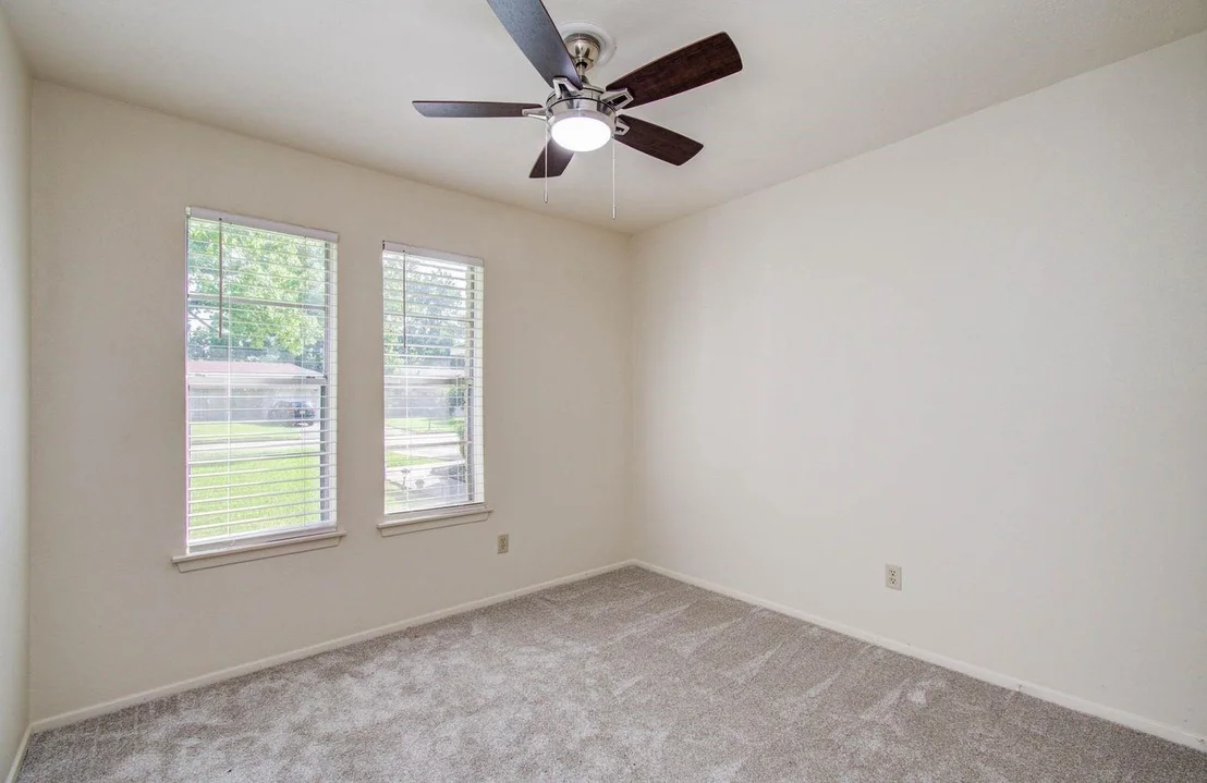 Photo of 7902 White Swan Drive