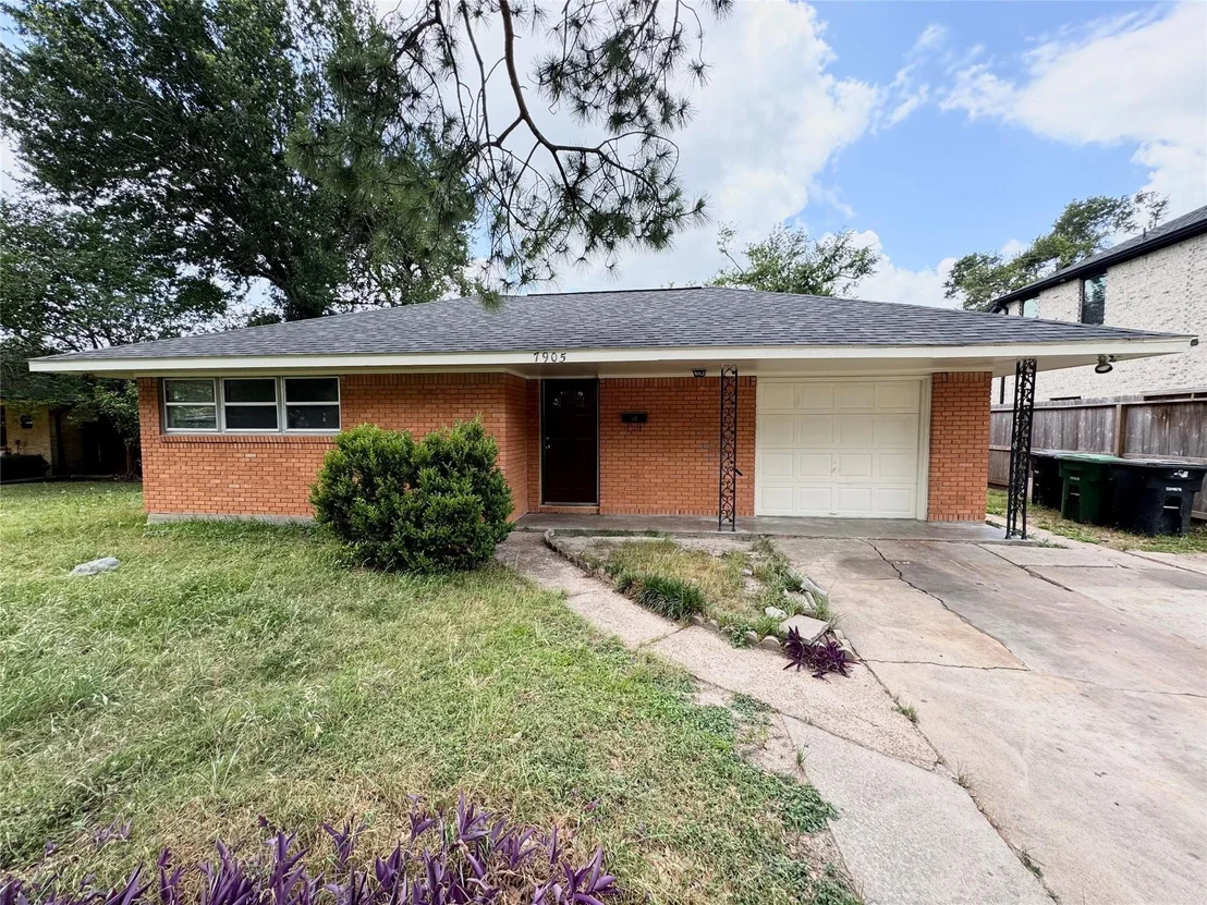 Photo of 7905 Turquoise Lane