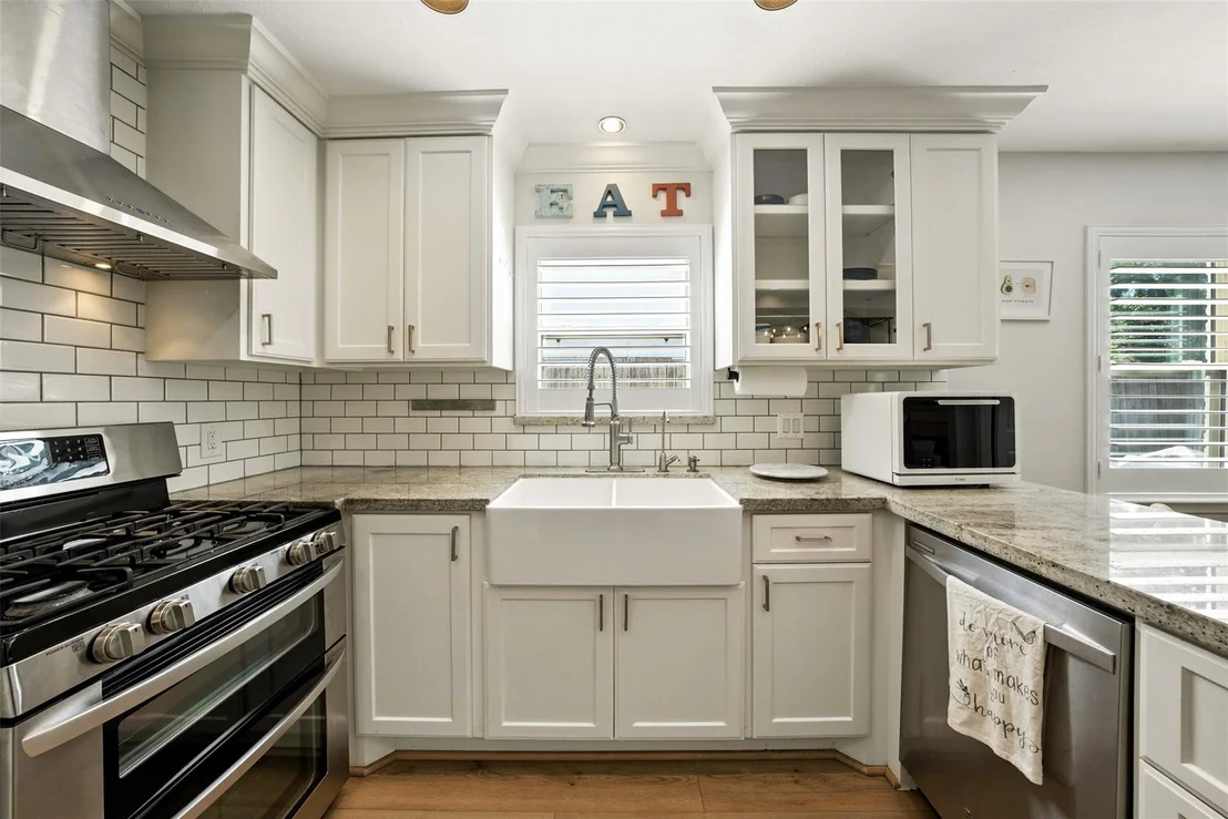 Photo of 10718 Chevy Chase Drive