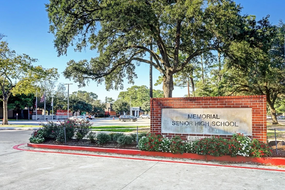 Photo of 11095 Memorial Drive