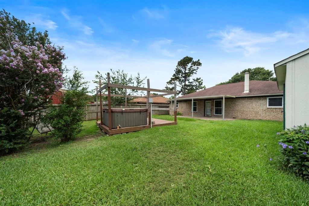 Photo of 3627 Raindrops Road
