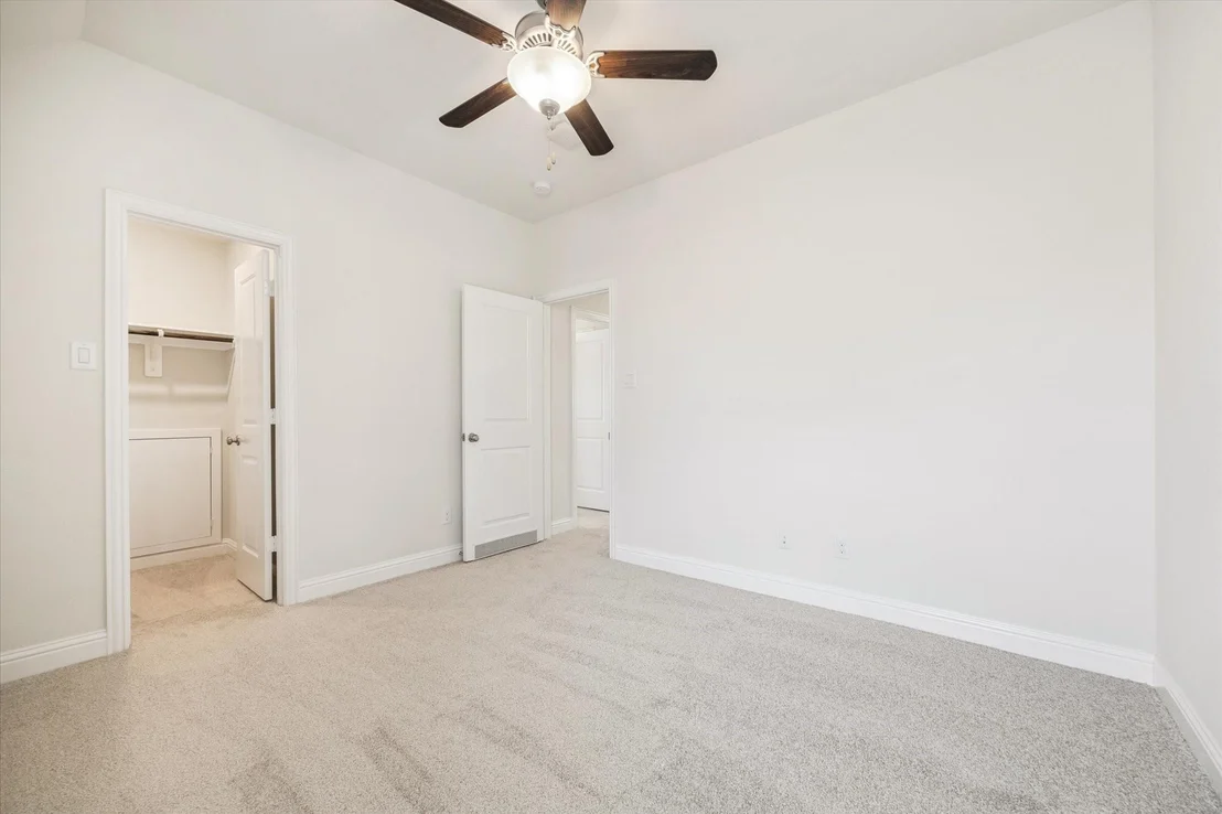 Photo of 10622 Menelaws Trail