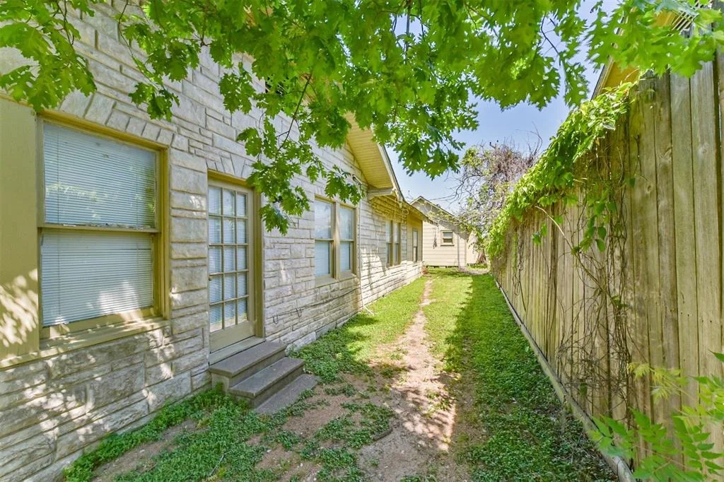 Photo of 4511 Kelvin Drive