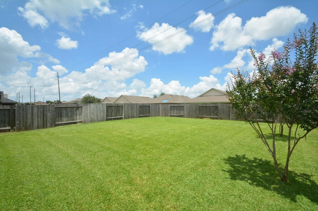 Photo of 23318 Dukes Run Drive