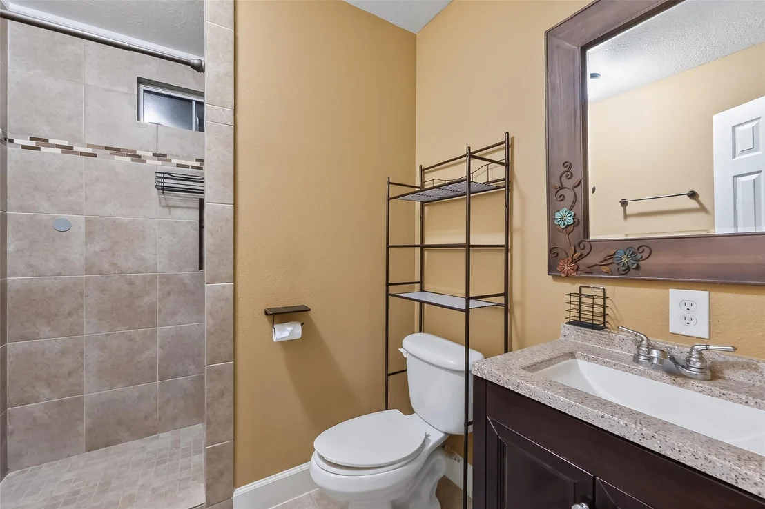 Photo of 1011 Chateau Woods Parkway Drive