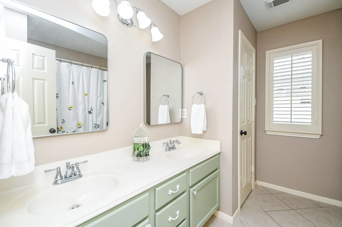 Photo of 1703 Fall Ridge Circle