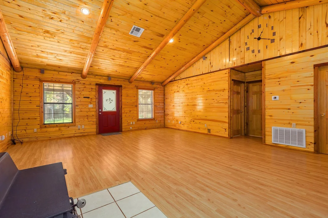 Photo of 1152 Loving Road