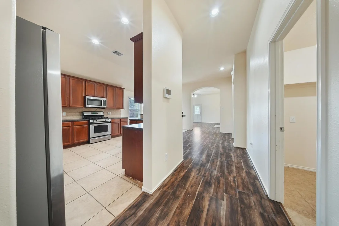 Photo of 5015 Bridgecrossing Court
