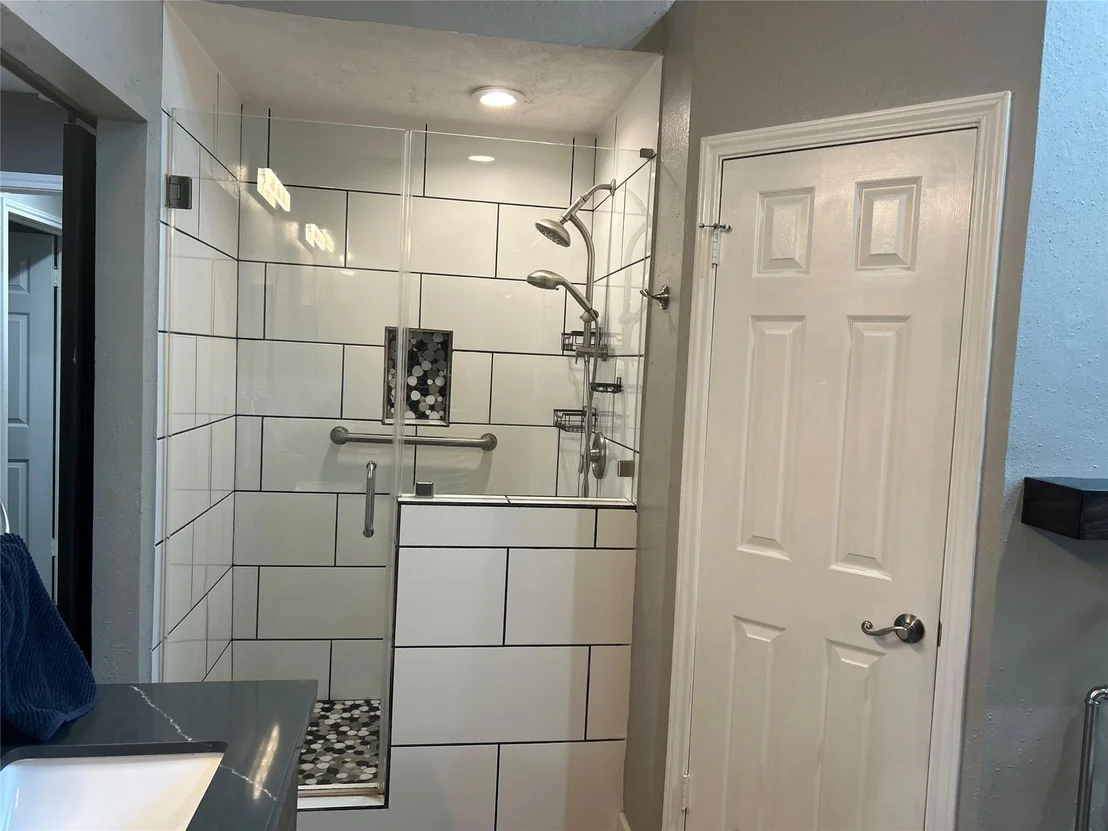 Photo of 1406 Rushworth Drive