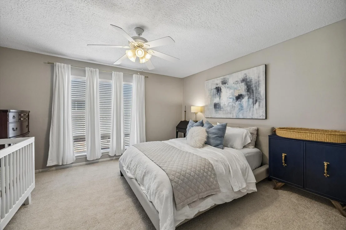 Photo of 2107 Ashgrove Drive