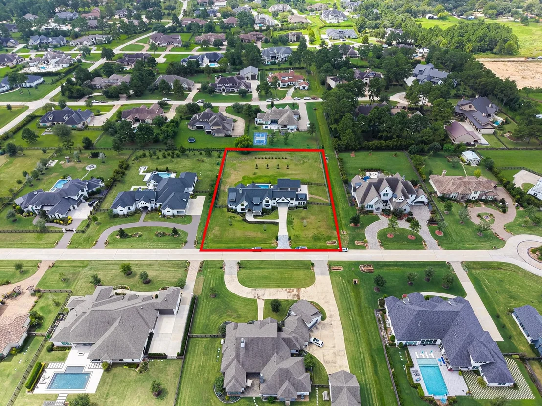 Photo of 8 Little Sorrell Court