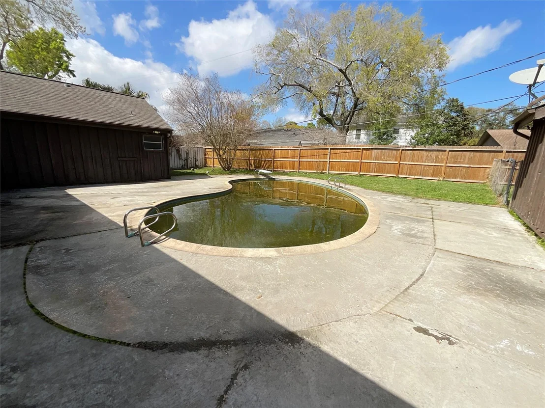 Photo of 443 Bayou View Drive
