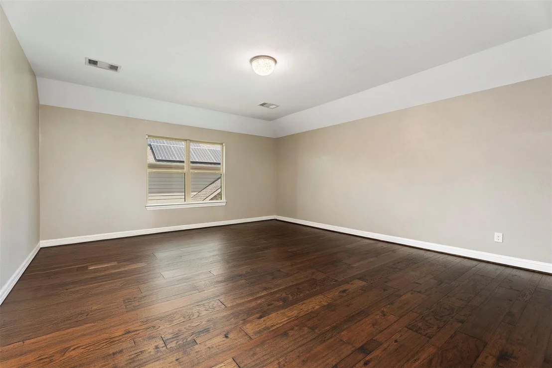 Photo of 9030 Lacombe Lane