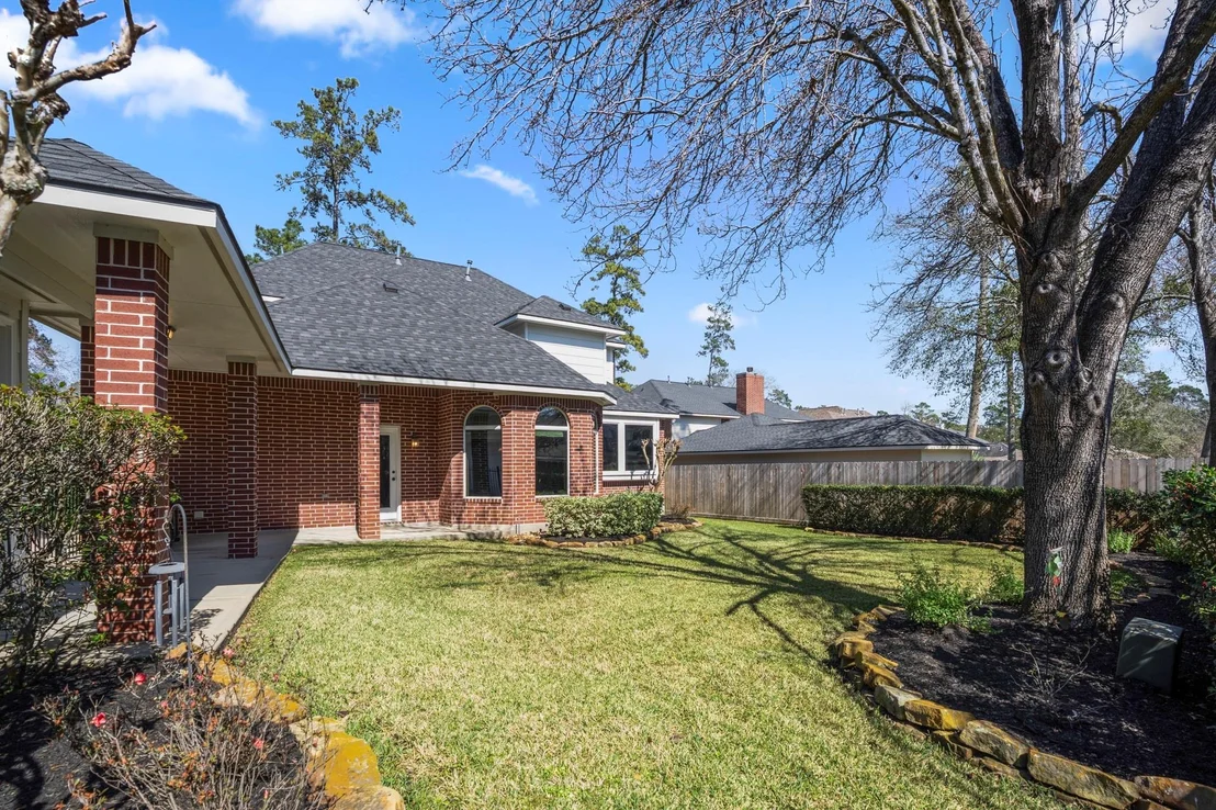 Photo of 6615 Haughton Drive