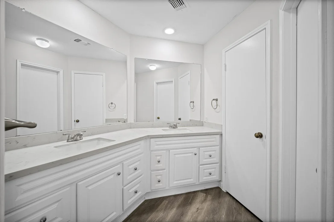 Photo of 6522 Grandvale Drive
