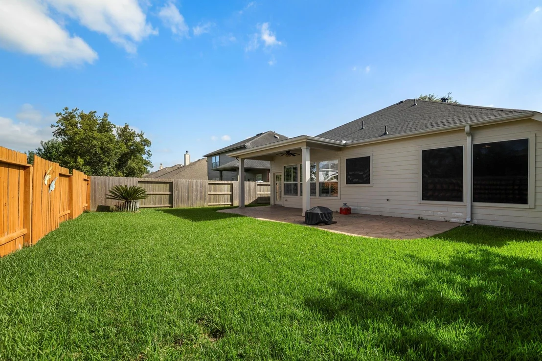 Photo of 20014 Queens Oak Court