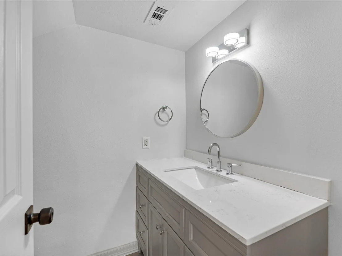 Photo of 740 River Plantation Drive