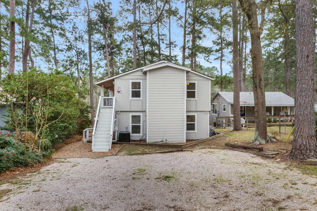 Photo of 21 Red Bird Lane