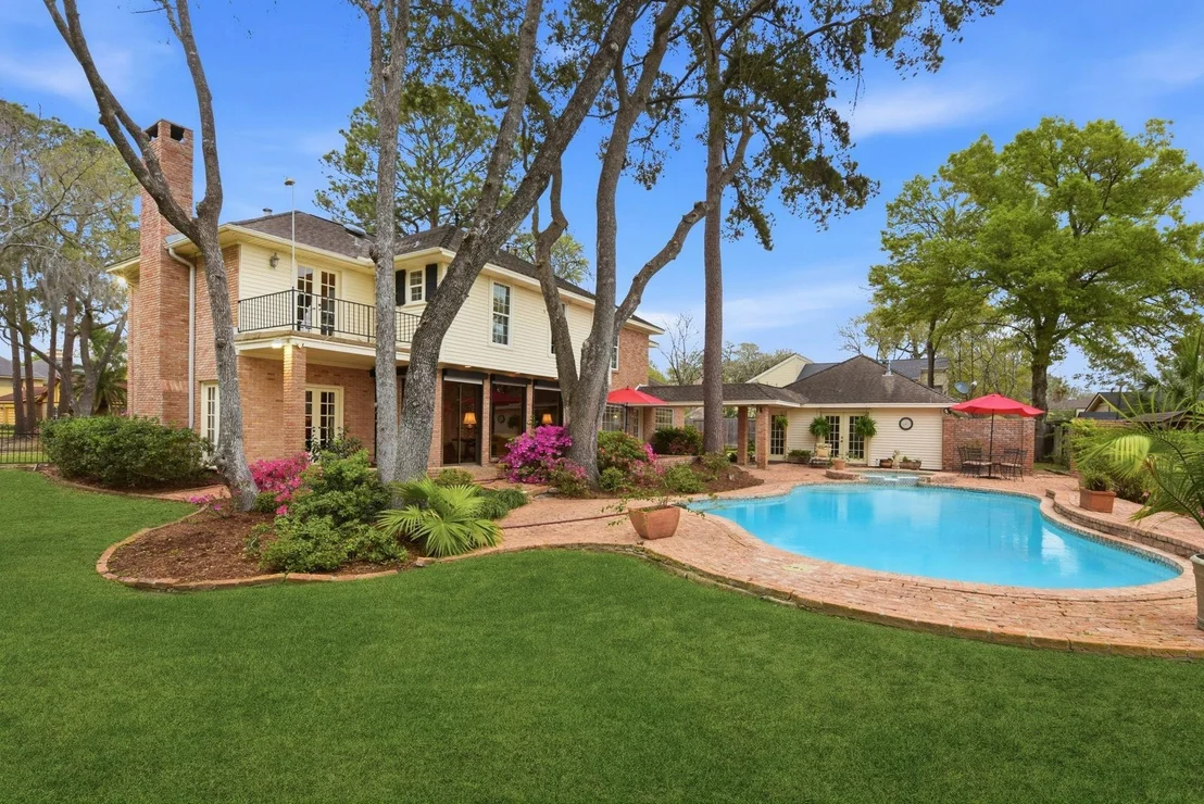 Photo of 16310 Craighurst Drive