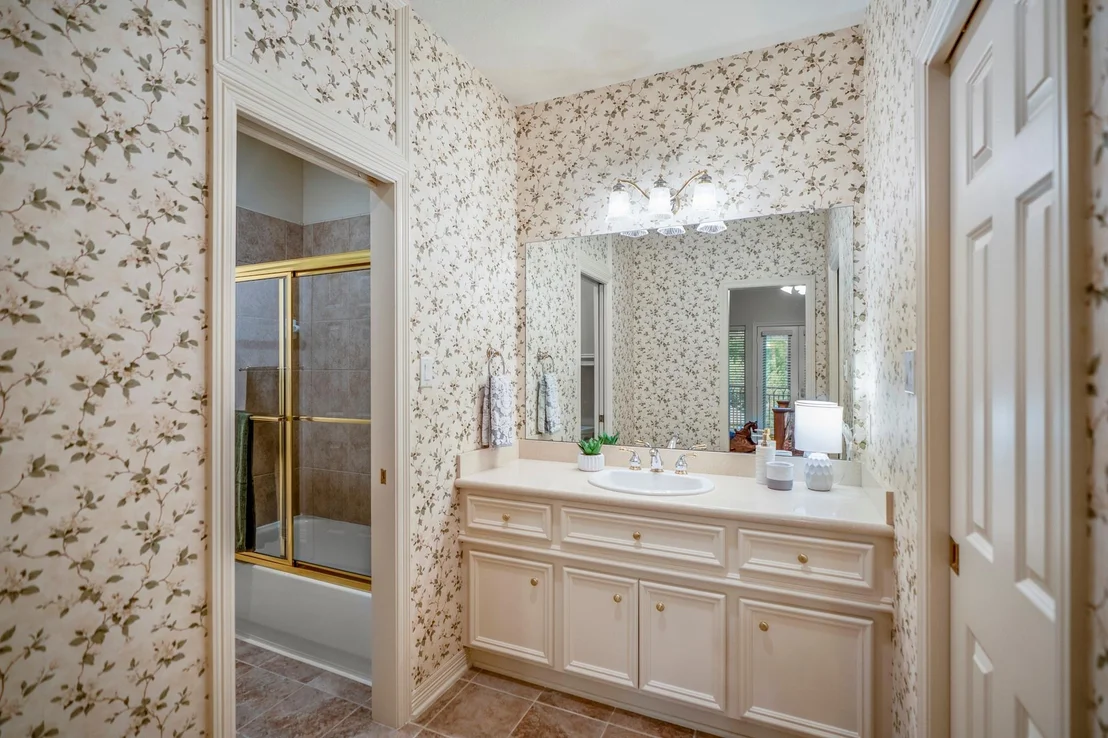 Photo of 8806 Sterling Gate Circle