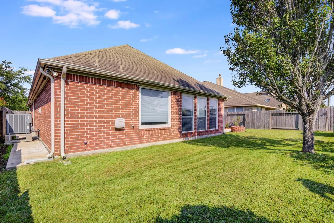 Photo of 501 Reddingwood Lane