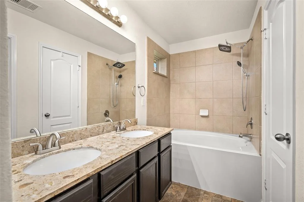 Photo of 5111 Lagoon Court
