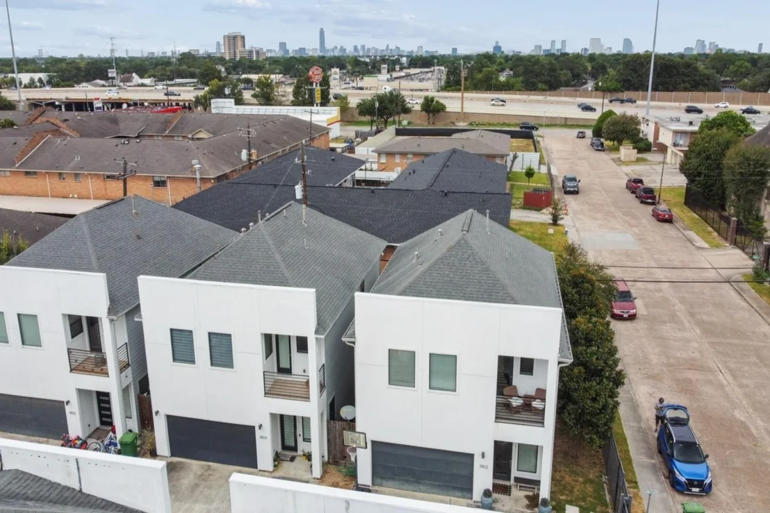 Photo of 3802 Summa Place