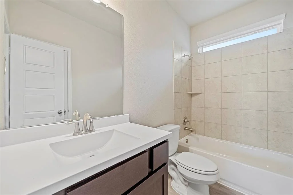 Photo of 4215 Harper Road