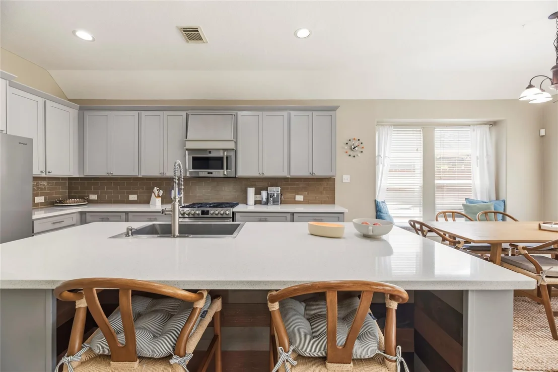 Photo of 20918 Field Manor Lane
