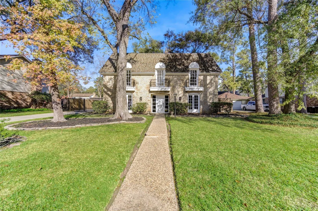 Photo of 15406 Falling Creek Drive