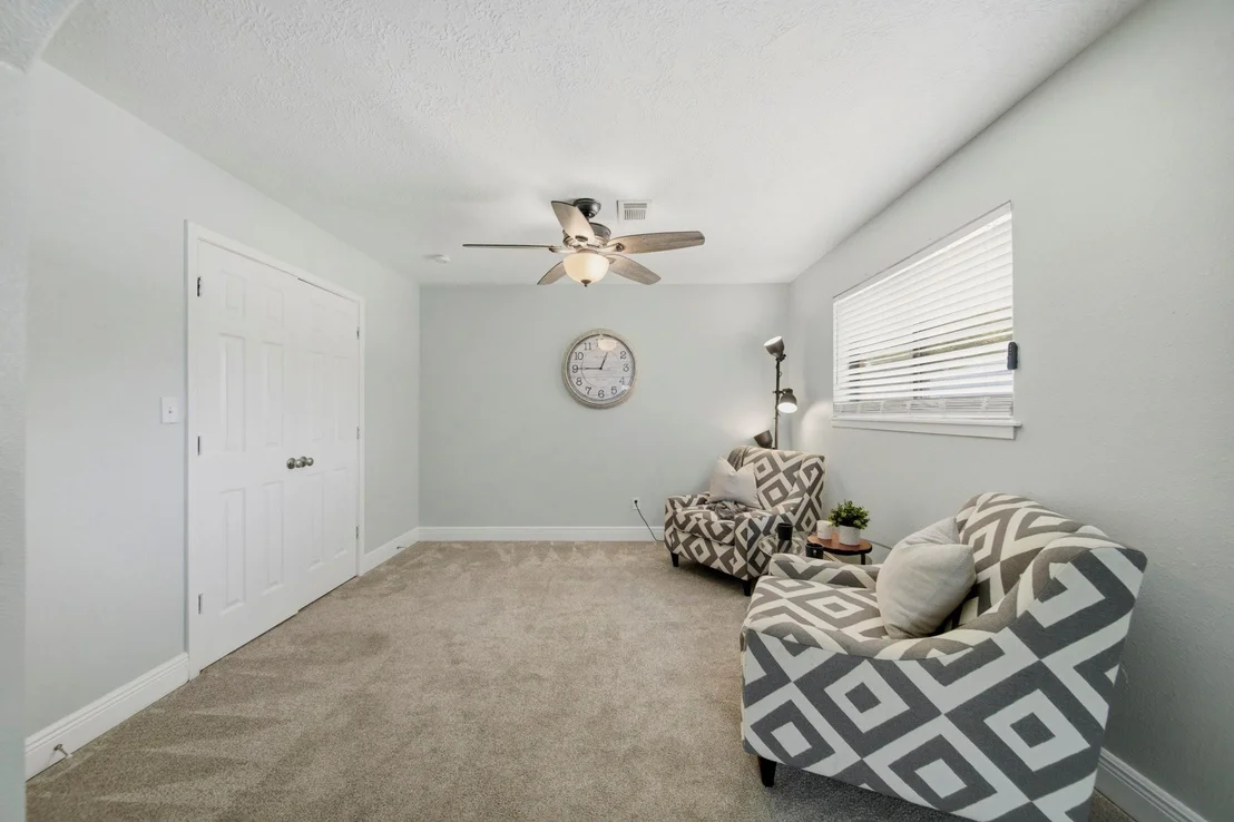 Photo of 2110 Oceanview Drive