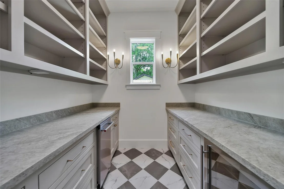 Photo of 1191 Chamboard Lane