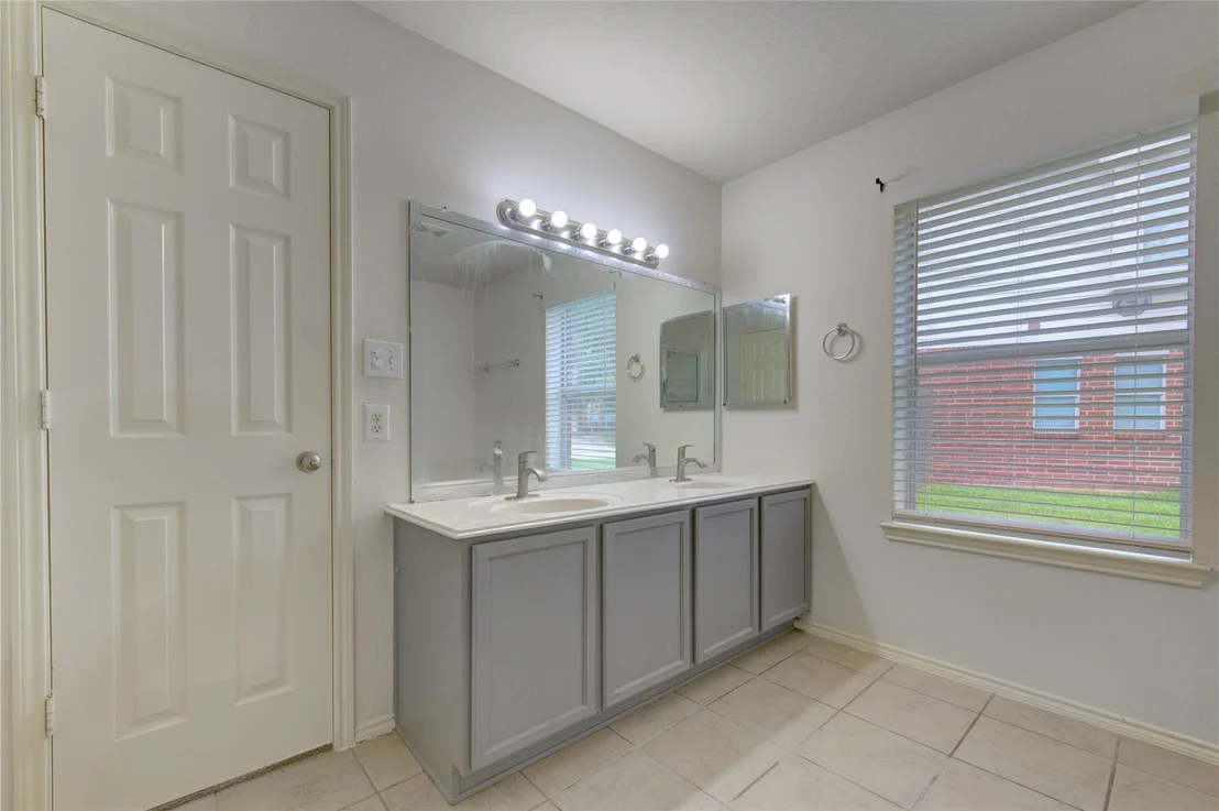 Photo of 14027 Coveney Drive