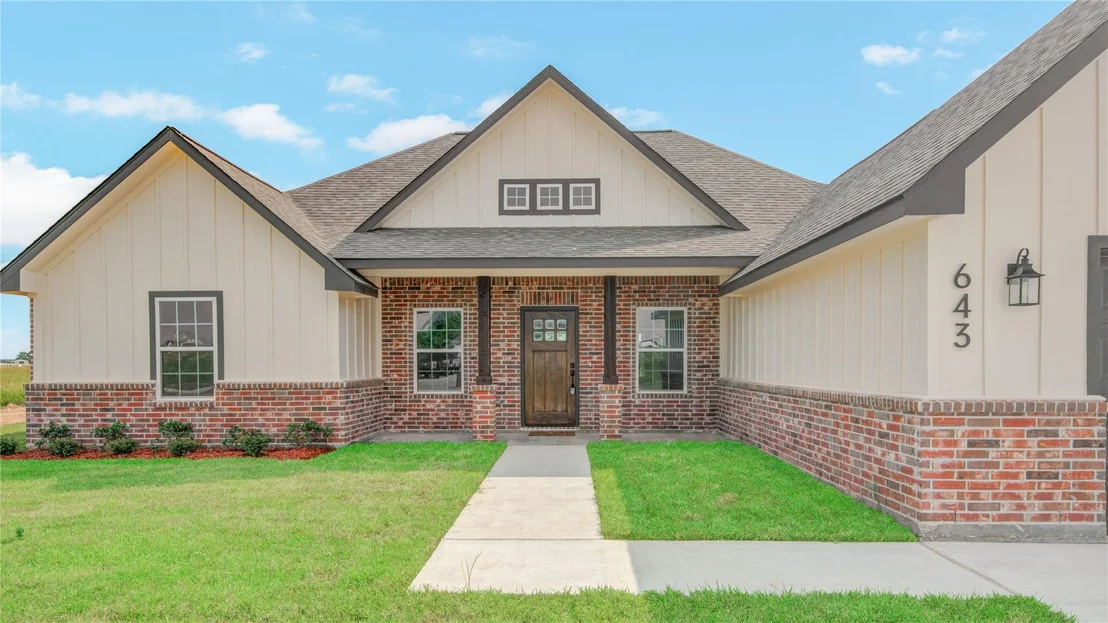 Photo of 643 Longhorn Trail