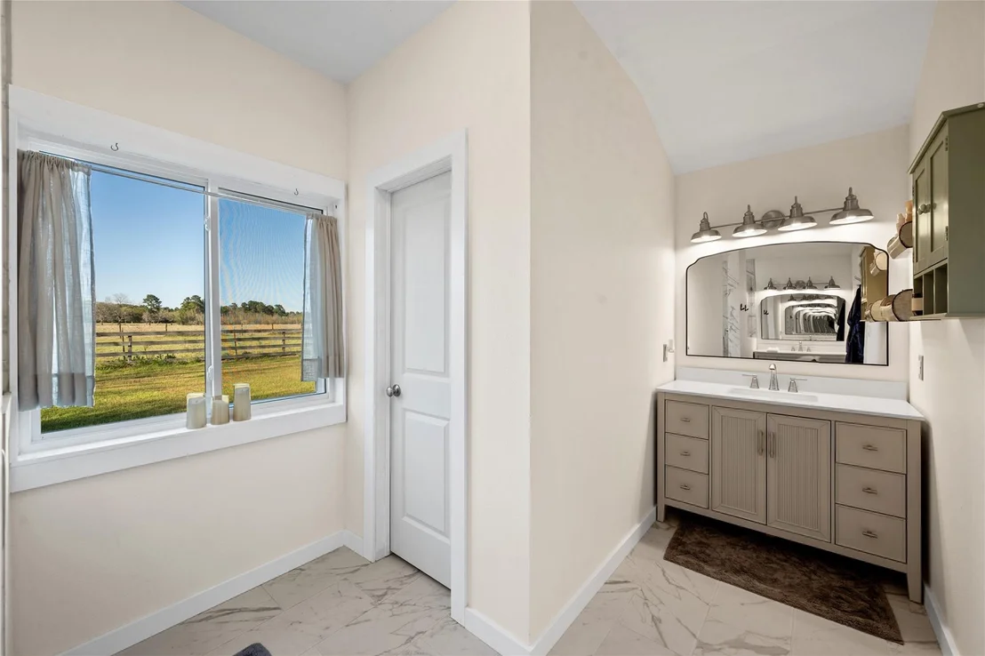 Photo of 25098 Macedonia Road