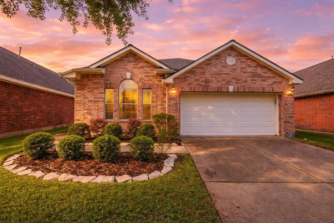 Photo of 5306 Thorngate Court