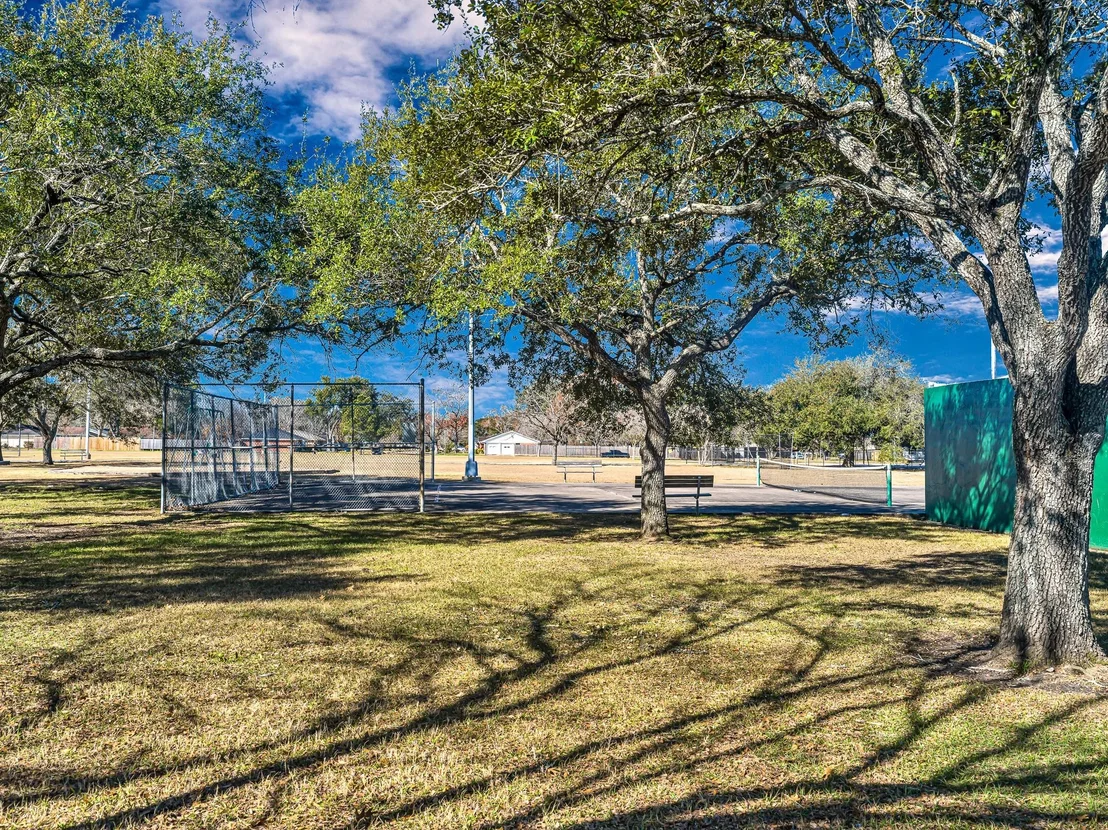 Photo of 5619 Effingham Drive