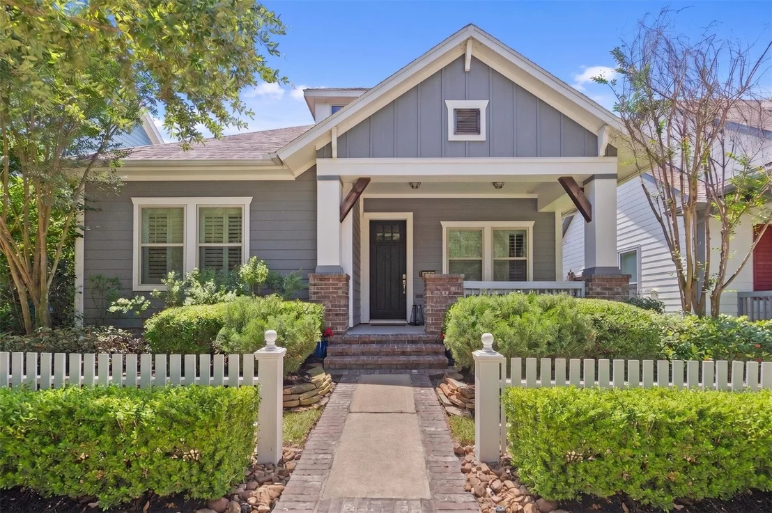 Photo of 17031 Seminole Ridge Drive