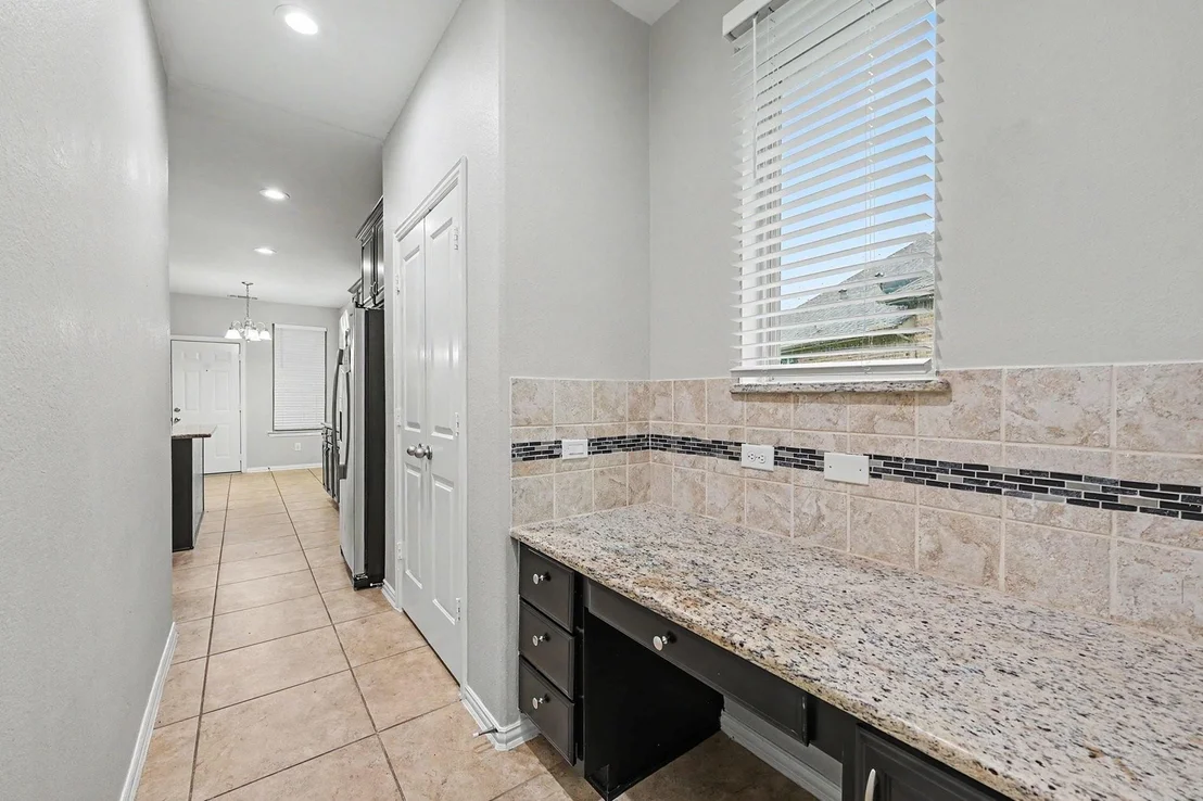 Photo of 6006 Logstone Drive