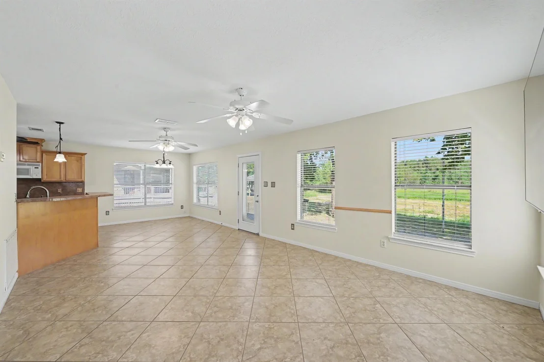 Photo of 15 Lakeside