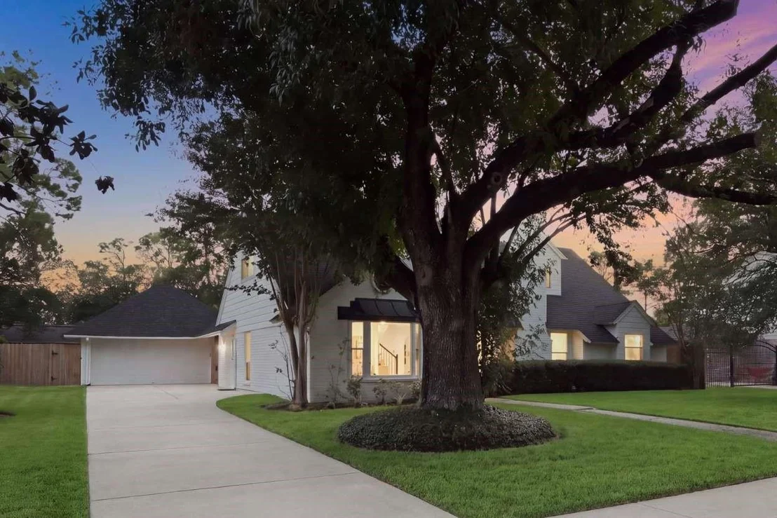 Photo of 10714 Cranbrook Road