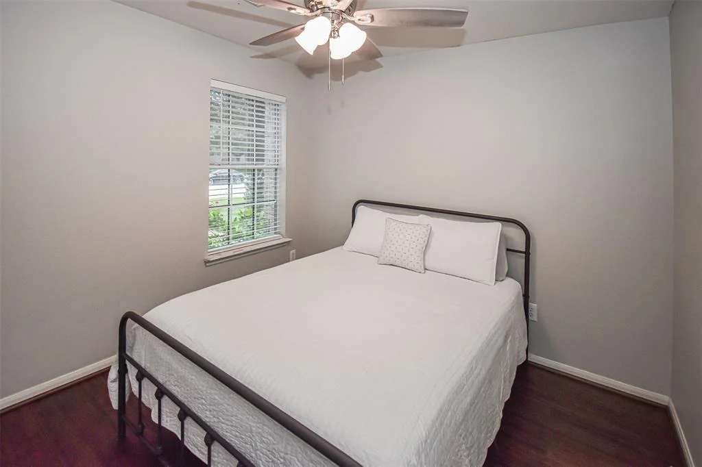 Photo of 21014 White Shore Lane