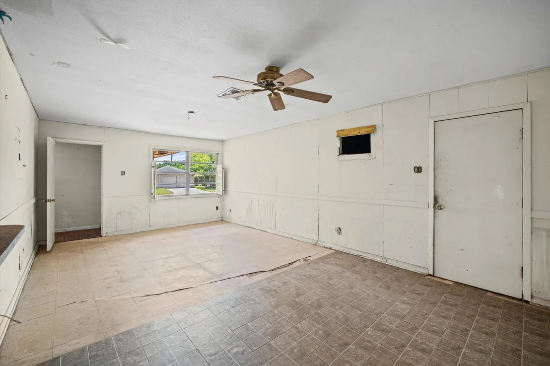 Photo of 9011 Sandpiper Drive